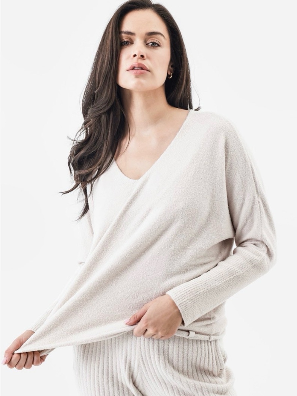 Sunday Citizen Cloud Cool V-Neck Pullover - Bone, Small. NWT